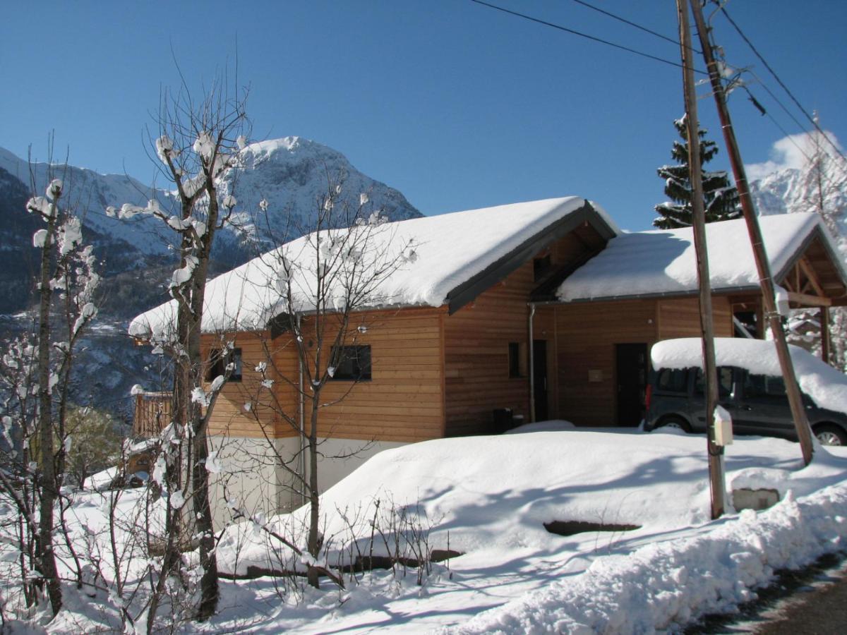أوري Chalet De L'Infernet المظهر الخارجي الصورة